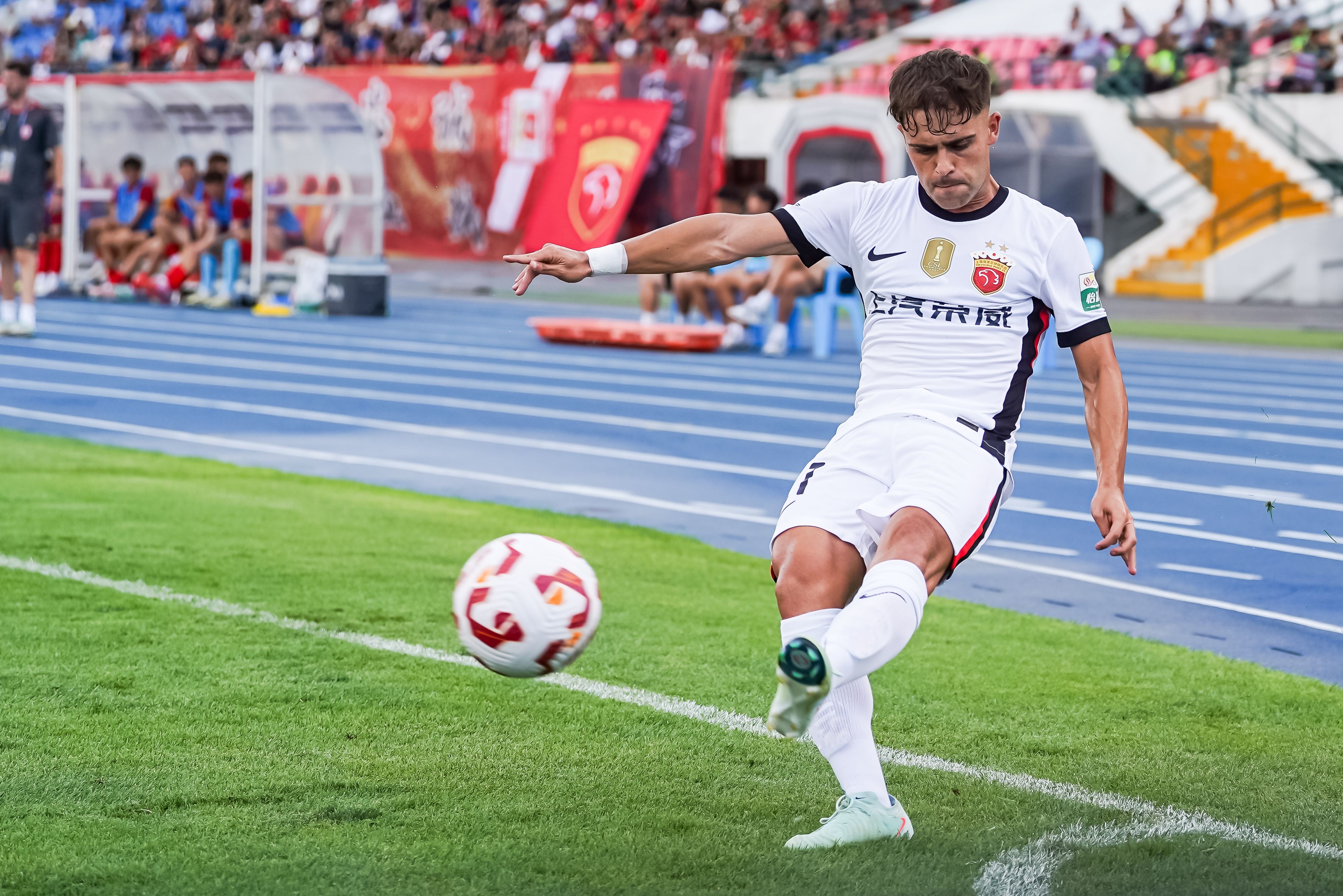 梅伦多:很高兴能在进球同时和球队一起赢球,我会继续提升状态