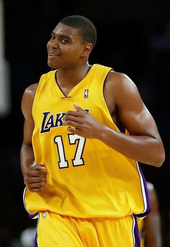 乐鱼体育平台-历史最年轻夺冠球员前11：勇士带飞3名小将 魔术师新秀赛季FMVP