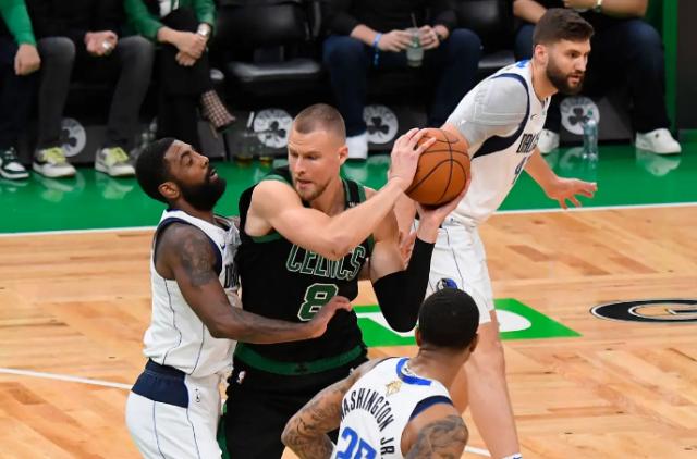 乐鱼体育官网-绿军扼杀悬念还靠波神？没他内线崩塌 G5或复出